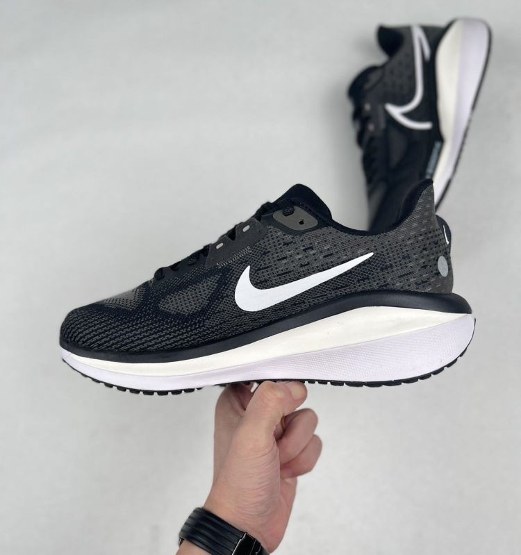 Nike 2024 Air Zoom Vomero 17